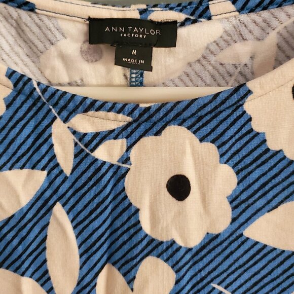 Ann Taylor Factory Peplum Knit Top Tee Size M - Picture 2 of 4